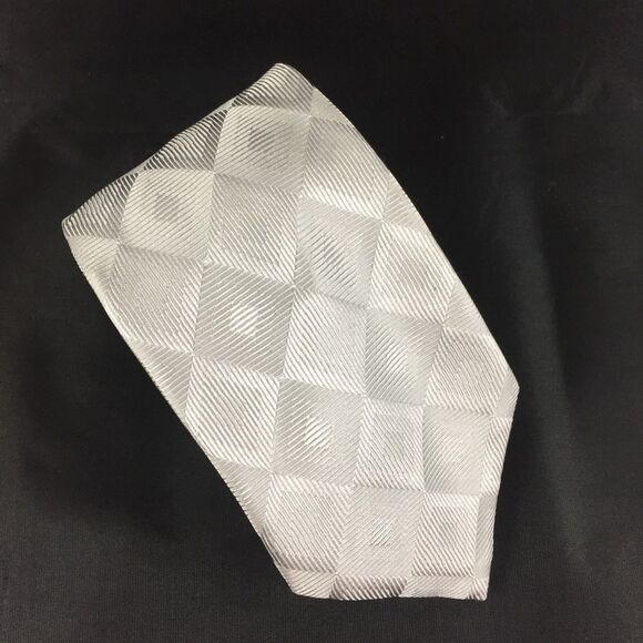 Donald Trump Mens Silk Necktie Silver Diamond - Picture 6 of 8